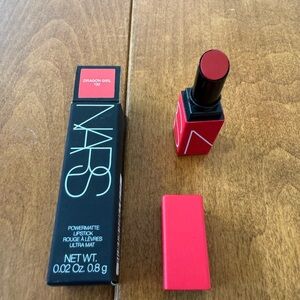 Nars NWT power Matt lipstick color 132 DRAGON GIRL
Siren red